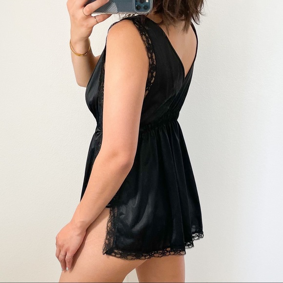 Vintage delicate black lace open sides slip lingerie dress - Picture 2 of 6